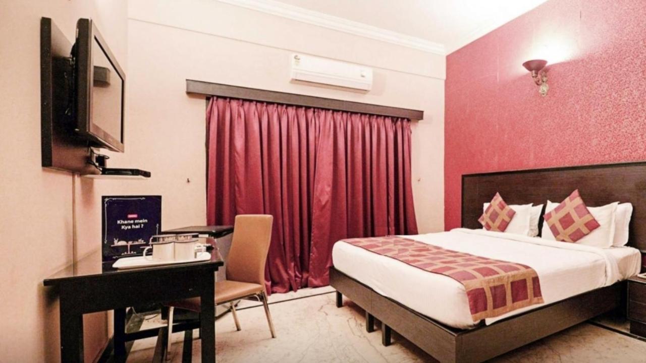 The Down Town Hotel Haydarabad Dış mekan fotoğraf